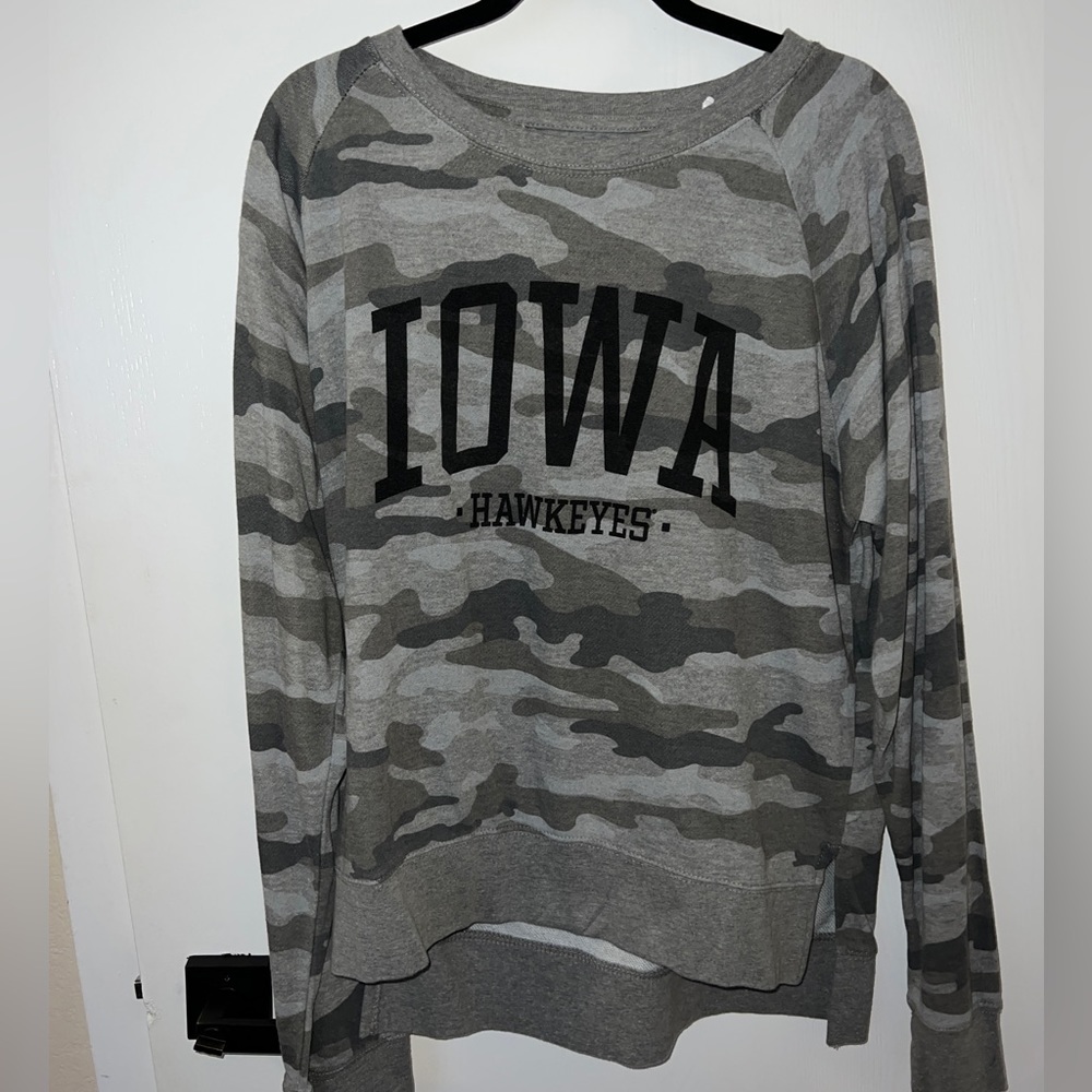 Iowa HAWKEYES crewneck